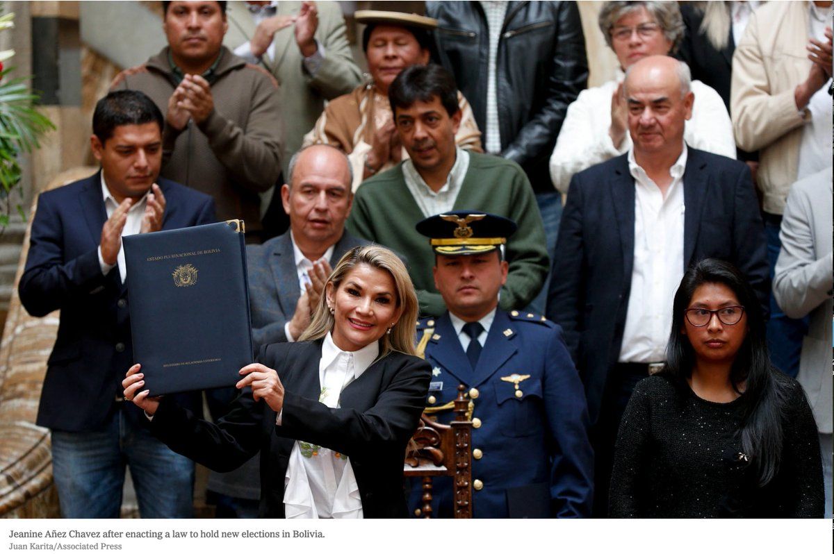 oh my god twitter doesn’t include alt text from images in their API