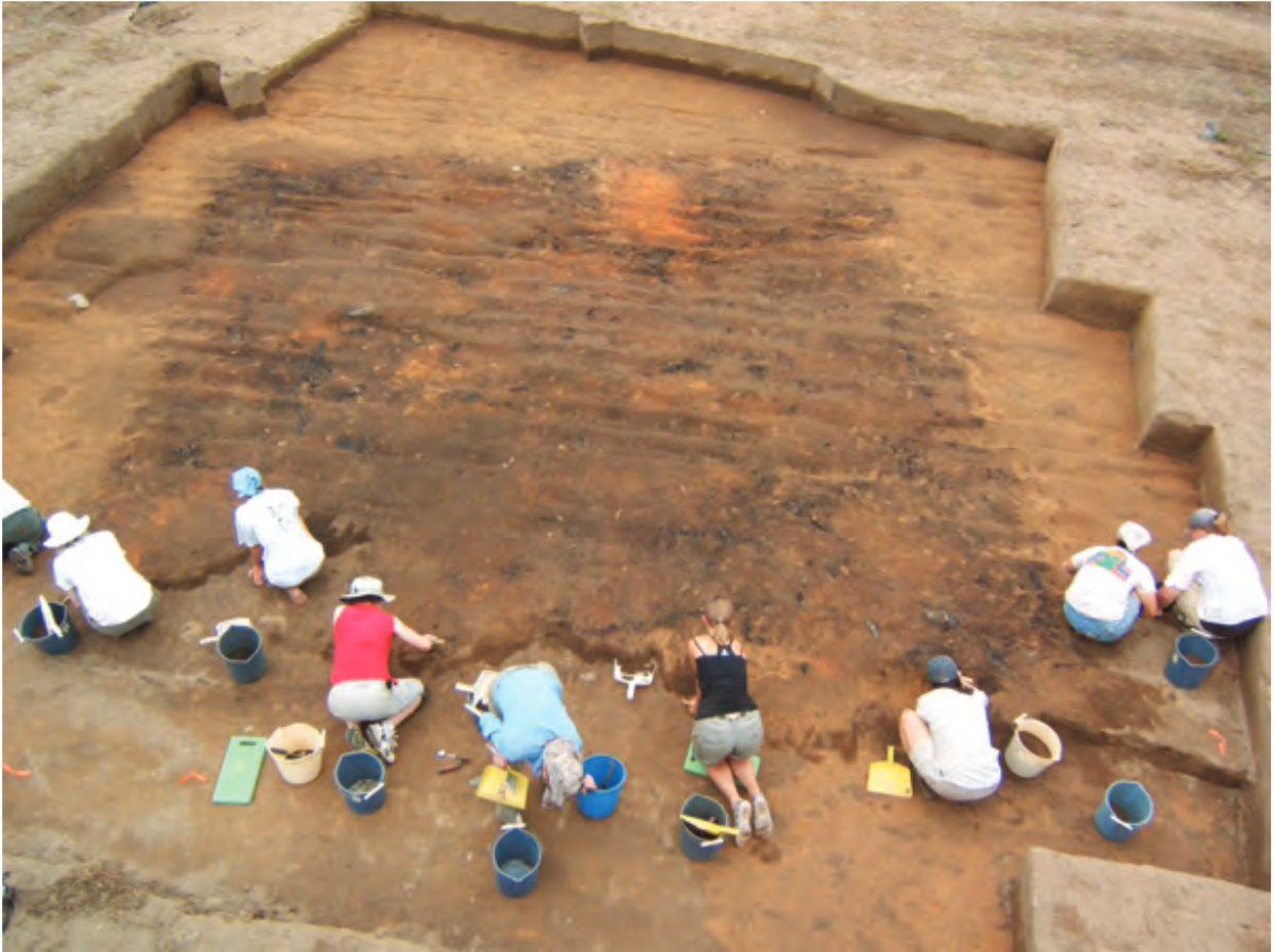 oh my god twitter doesn’t include alt text from images in their API